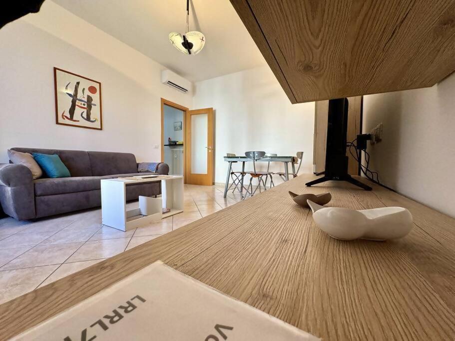 شقة Ilaria House كومو المظهر الخارجي الصورة